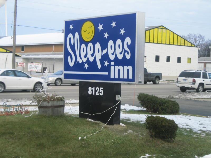 Sleep-Ees Inn, Saginaw & Frankenmuth Bagian luar foto